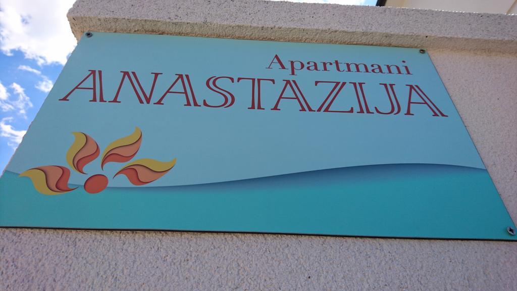 Apartments Anastazija Pag Town Bagian luar foto