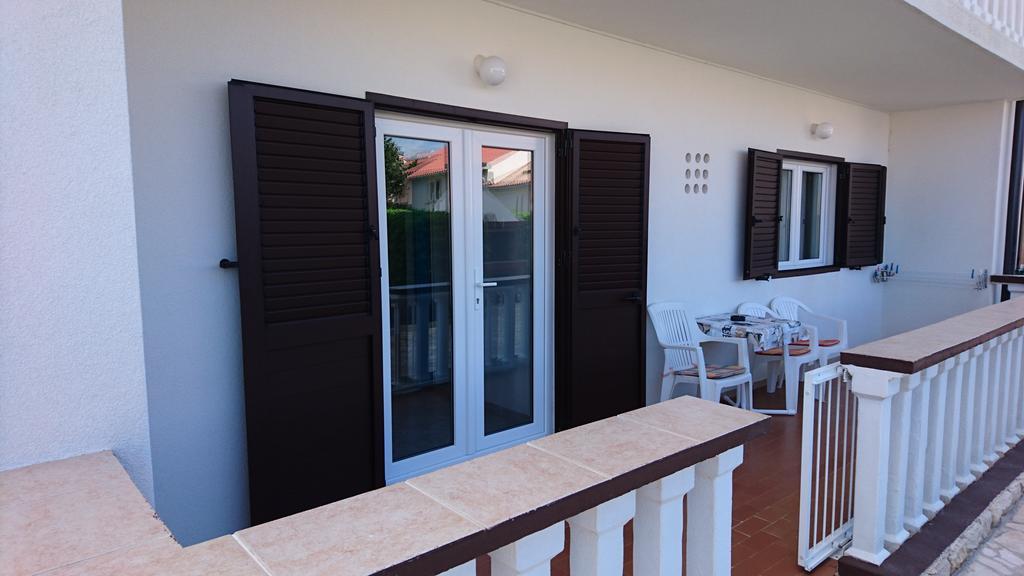 Apartments Anastazija Pag Town Bagian luar foto